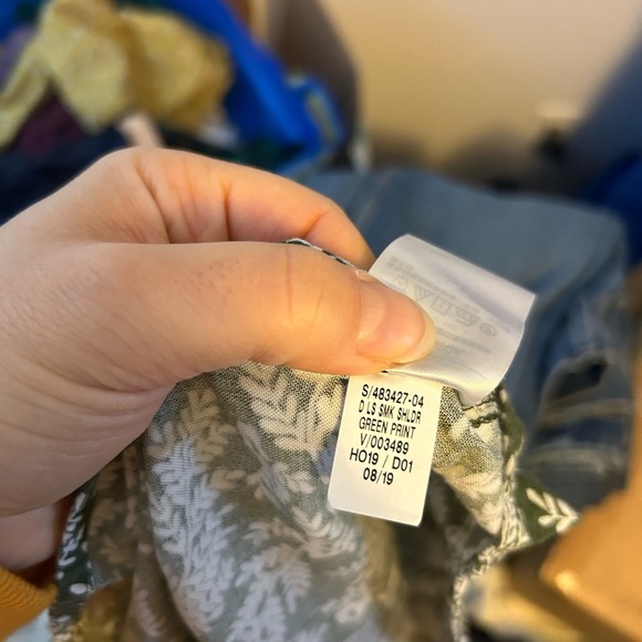 Old Navy Green Floral Smocked Shoulder Peasant Blouse - Picture 3 of 6